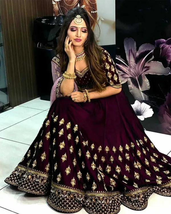 Velvet_Traditional_Motif_Embroidered_Lehenga_Choli_Set
