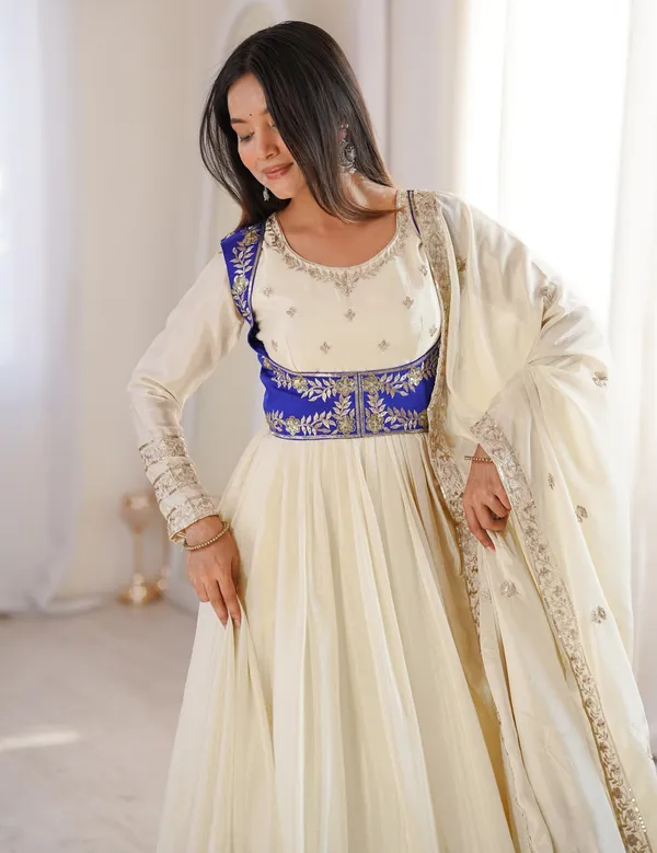 Chinon_Silk_Traditional_Motif_Embroidered_Anarkali_Kurta_Set
