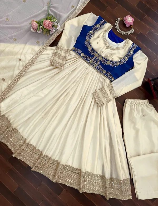 Chinon_Silk_Traditional_Motif_Embroidered_Anarkali_Kurta_Set