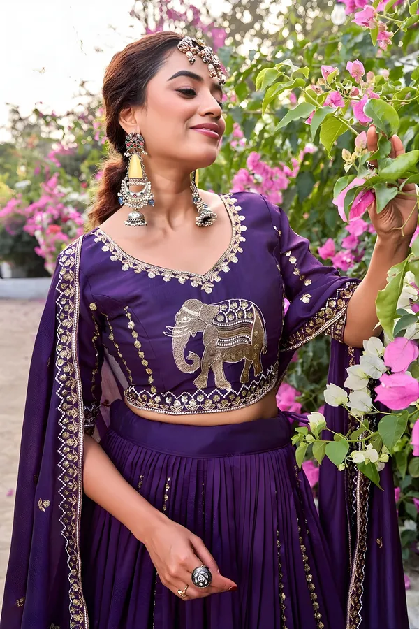 Chinon_Silk_Traditional_Motif_Embroidered_Lehenga_Choli_Set