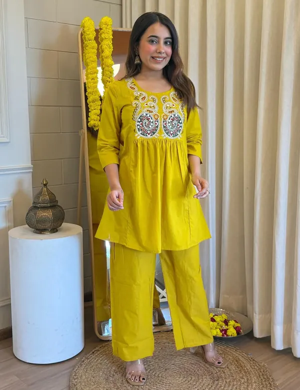 Cotton_Blend_Traditional_Motif_Embroidered_Co-Ord_Set