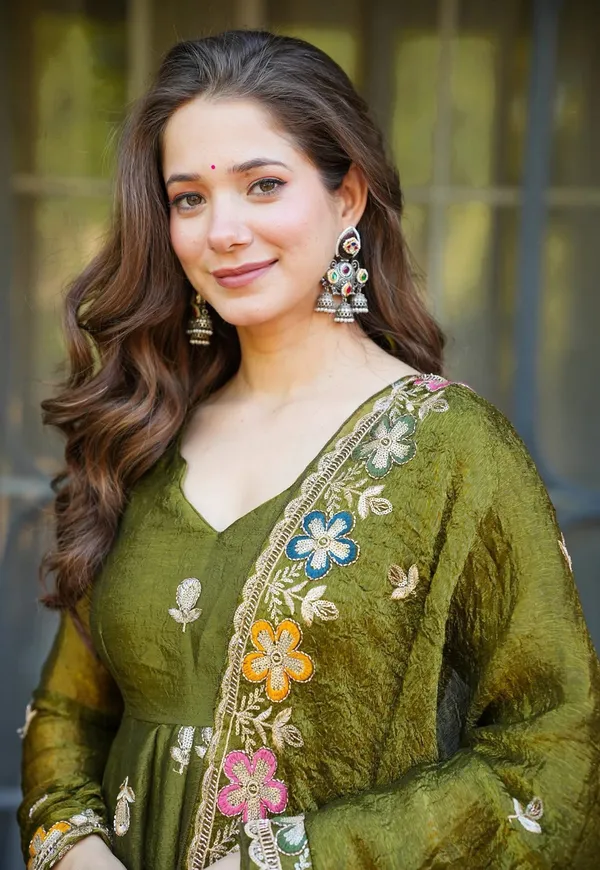 Crunchy_Silk_Floral_Motif_Embroidered_Anarkali_Kurta_Palazzo_Set