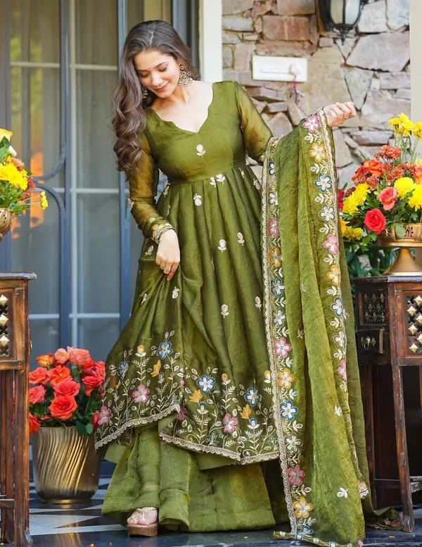 Crunchy_Silk_Floral_Motif_Embroidered_Anarkali_Kurta_Palazzo_Set