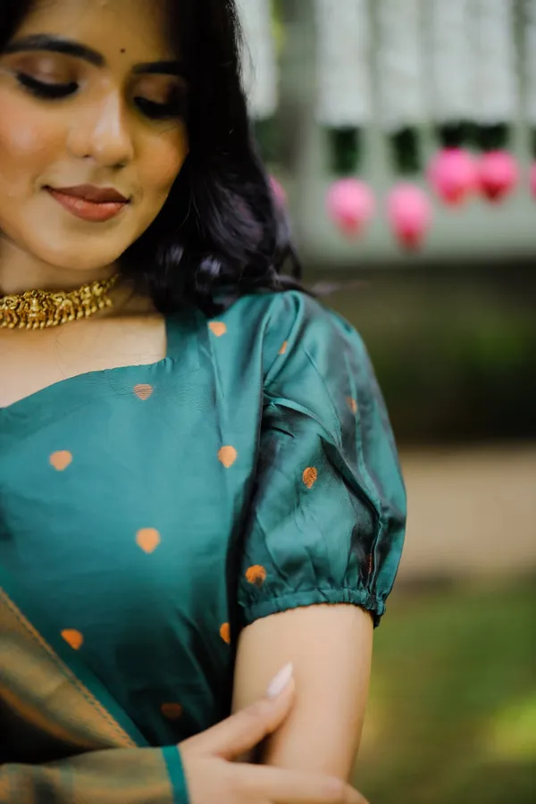 Kanchipuram_Silk_Woven_Butta_Motiff_Kurta_Pant_Set