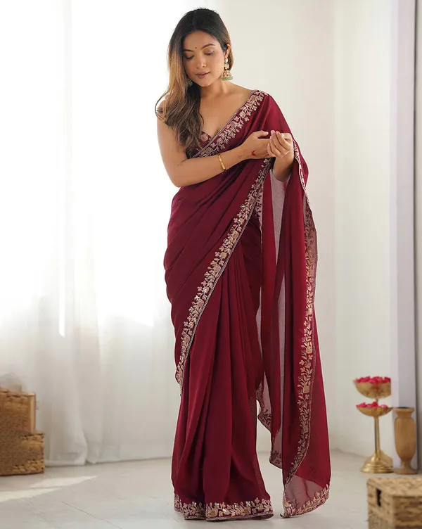 Rangoli_Silk_Floral_Embroidered_Saree_With_Blouse_Piece