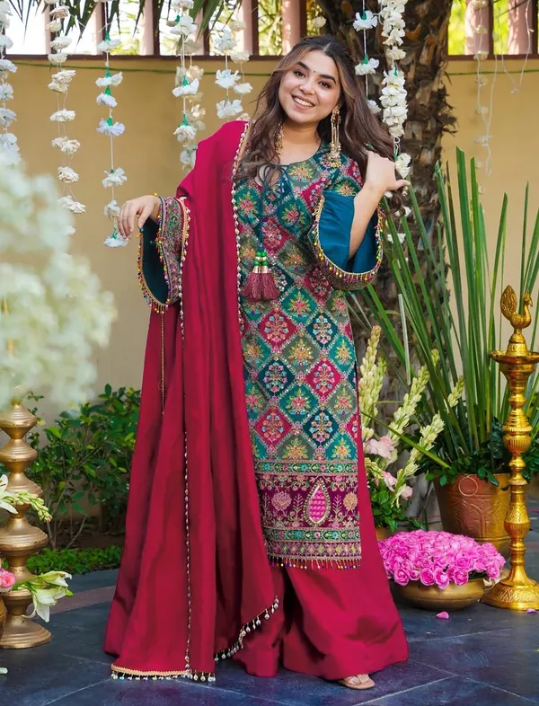 Pure_Silk_Traditional_Motif_Printed_Kurta_Palazzo_Set