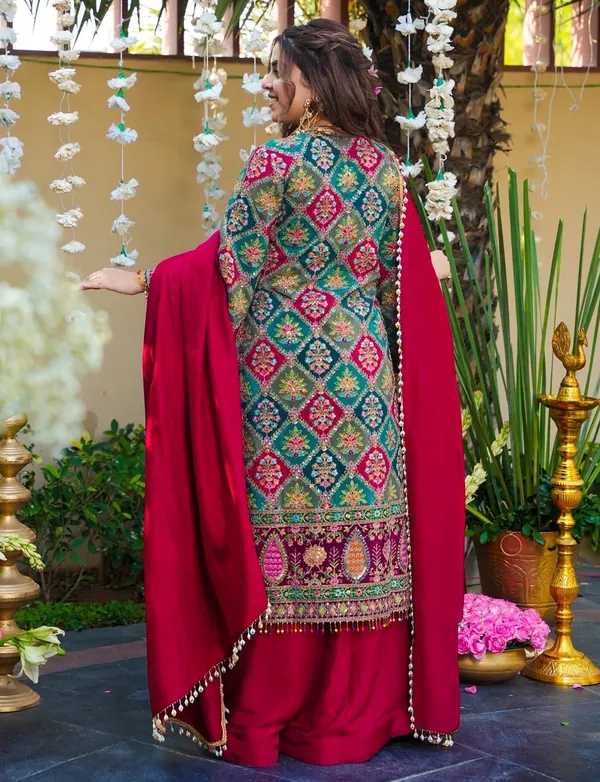 Pure_Silk_Traditional_Motif_Printed_Kurta_Palazzo_Set