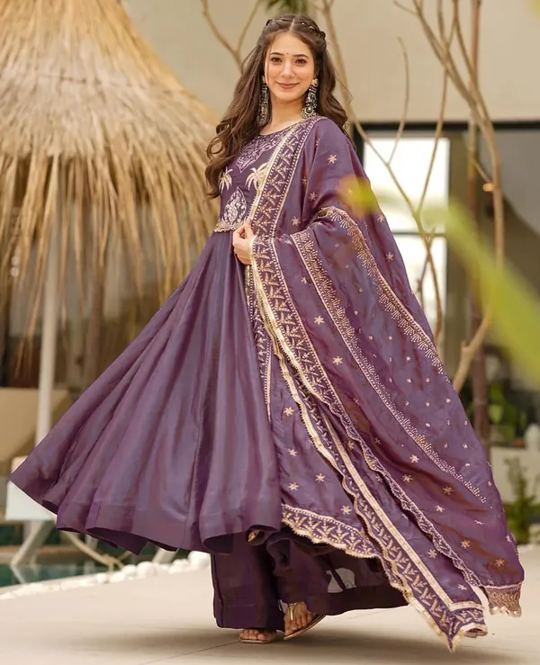 Star_Georgette_Traditional_Motif_Anarkali_Kurta_Palazzo_Set
