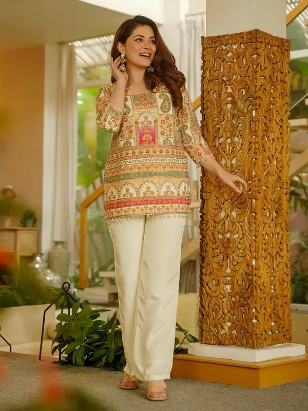 Pure_Silk_Traditional_Motif_Printed_Designer_Co-Ord_Set