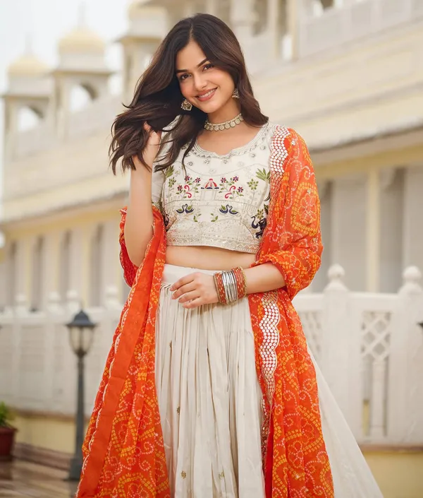 Chinon_Traditional_Motif_Lehenga_Choli_With_Bandhani_Dupatta_Set