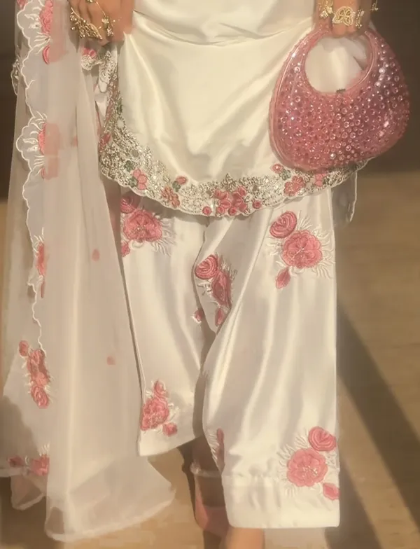 Shimmer_Silk_Floral_Motif_Embroidered_Farshi_Salwar_Suit_Set