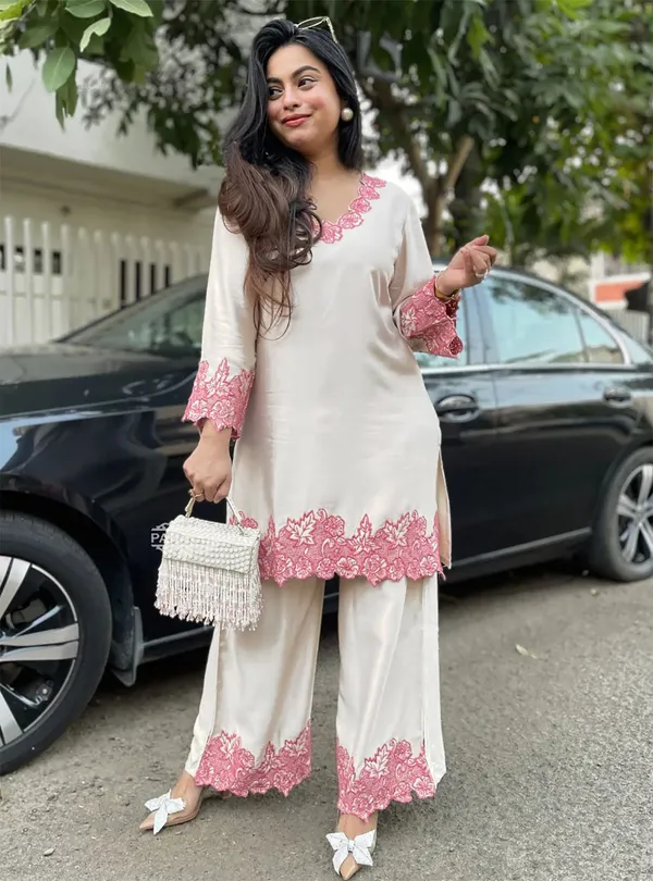 Cotton_Blend_Floral_Thread_Embroidered_Co-Ord_Set