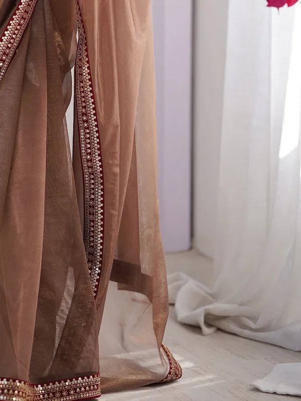 Shimmer_Net_Embroidered_Saree_With_Velvet_Blouse_Piece