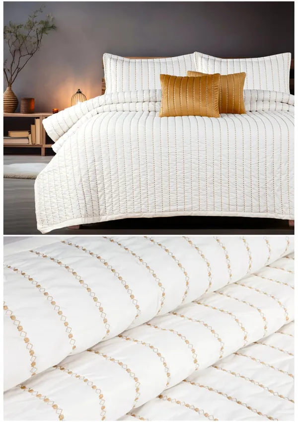 White_Brown_Premium_Cotton_Double_Bed_Bed_Cover_With_Pillow_Cover