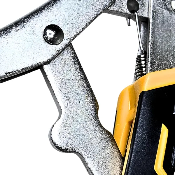 Ziodic_Heavy_Duty_Locking_Pliers,_Curved_Jaw_Locking_Curved_Jaw_Grip_Welding_Clamping_Tool