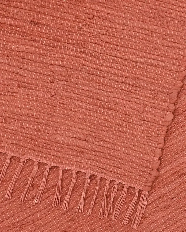 Red_Handmade_Dhurrie_Cotton_Chindi_Rug_For_Living_Room_And_Bedroom_Durable_Washable_And_Stylish_Carpet_For_Home_Decor