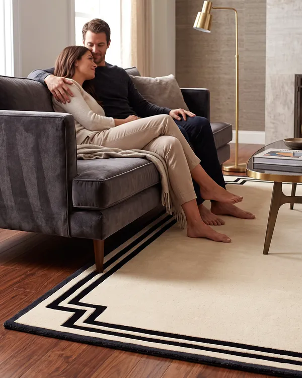 Beige_Frame_Hand_Tufted_Wool_Rug