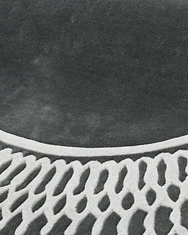 Grey_Round_Geometric_Hand_Tufted_Wool_Rug
