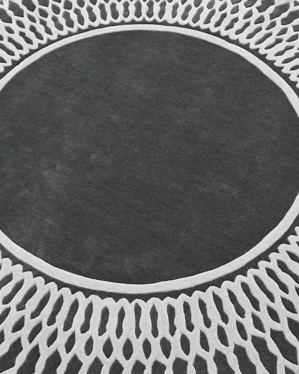 Grey_Round_Geometric_Hand_Tufted_Wool_Rug