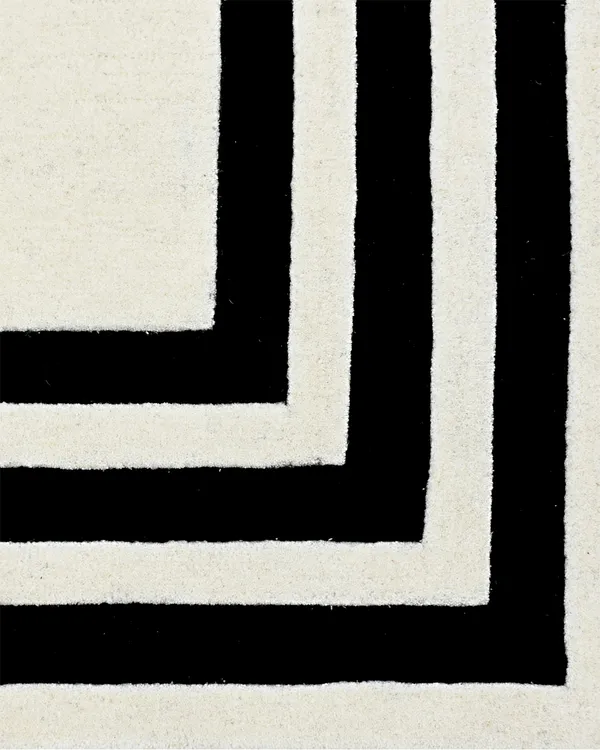 Ivory_Frame_Hand_Tufted_Wool_Rug