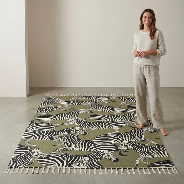 Green_Handmade_Dhurrie_For_Living_Room_Cotton_Rug_For_Bedroom_Durable_Washable_And_Stylish_Printed_Floor_Carpet_For_Home
