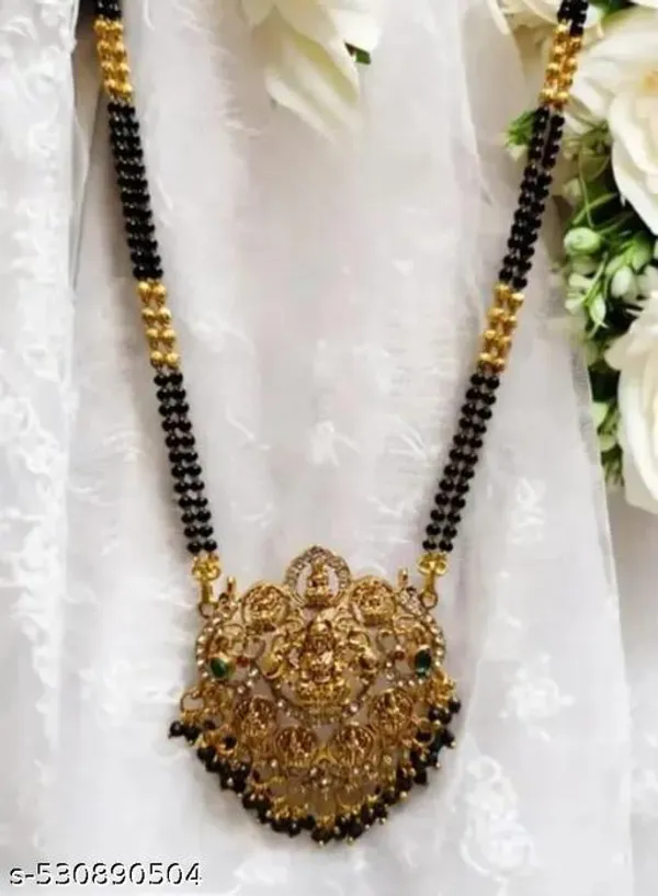 Traditional_Black_Bead_Mangalsutra_Necklace_For_Women
