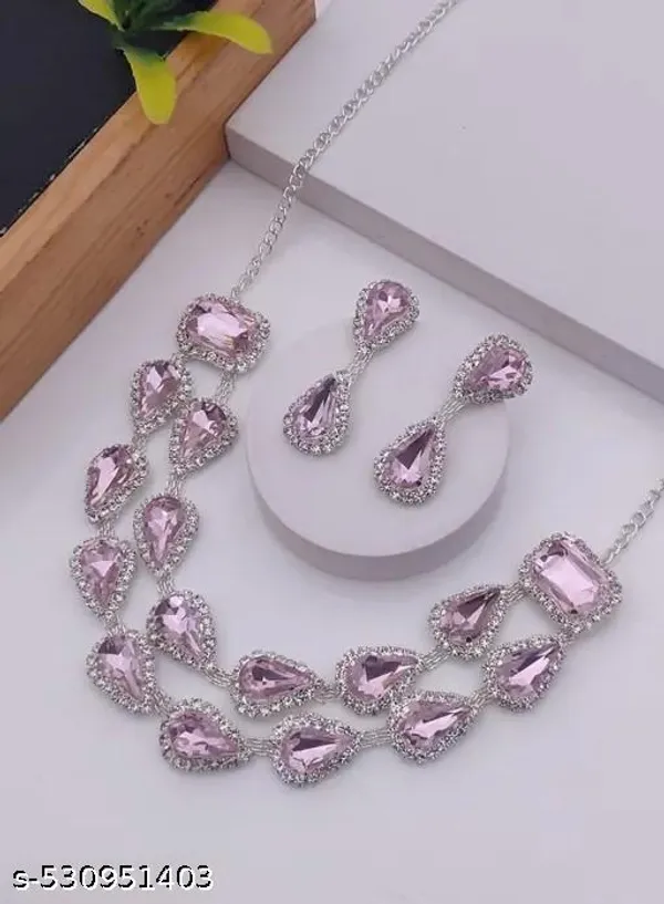 Womens_Fashion_Necklace_Set_With_Matching_Earrings