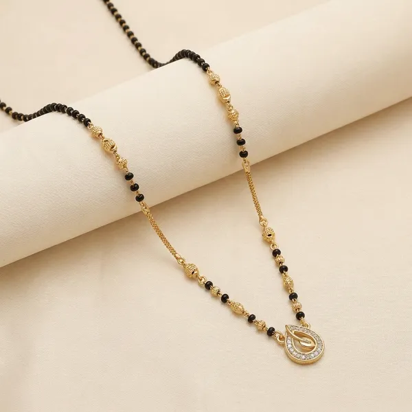 Traditional_Black_Bead_Mangalsutra_Necklace_For_Women