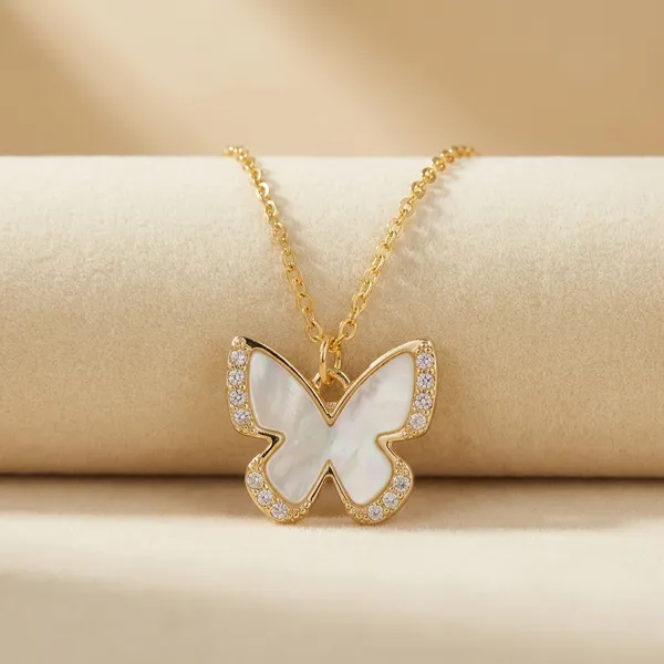Designer_Pendant_Necklace_For_Women
