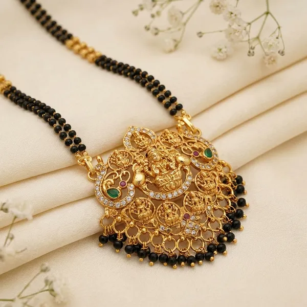 Traditional_Black_Bead_Mangalsutra_Necklace_For_Women
