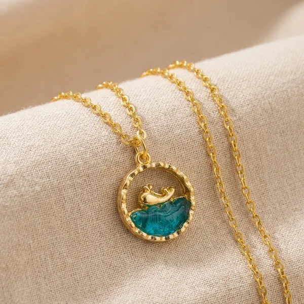 Designer_Pendant_Necklace_For_Women