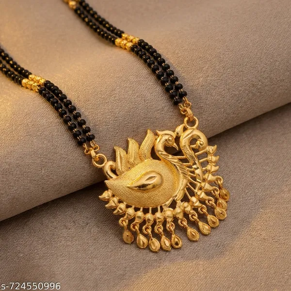 Traditional_Black_Bead_Mangalsutra_Necklace_For_Women
