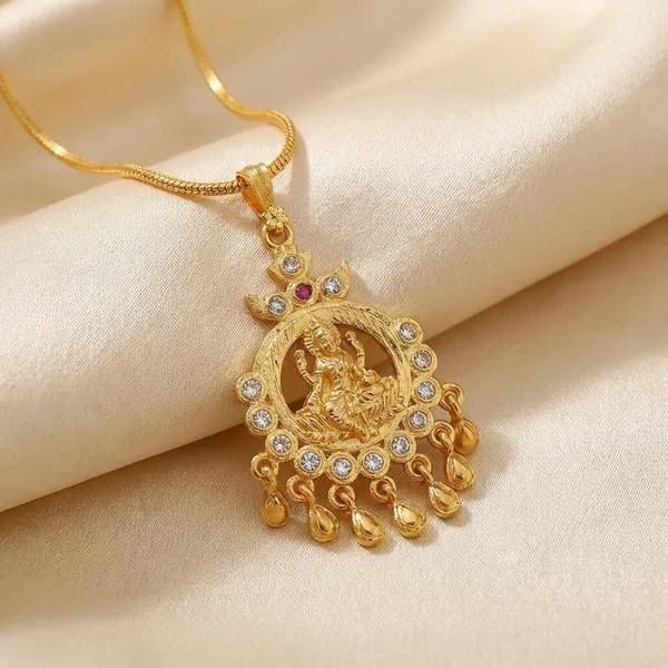 Designer_Pendant_Necklace_For_Women