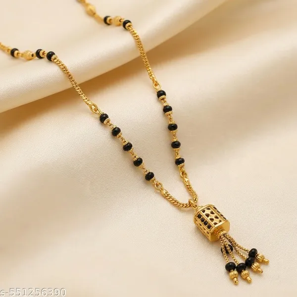 Traditional_Black_Bead_Mangalsutra_Necklace_For_Women
