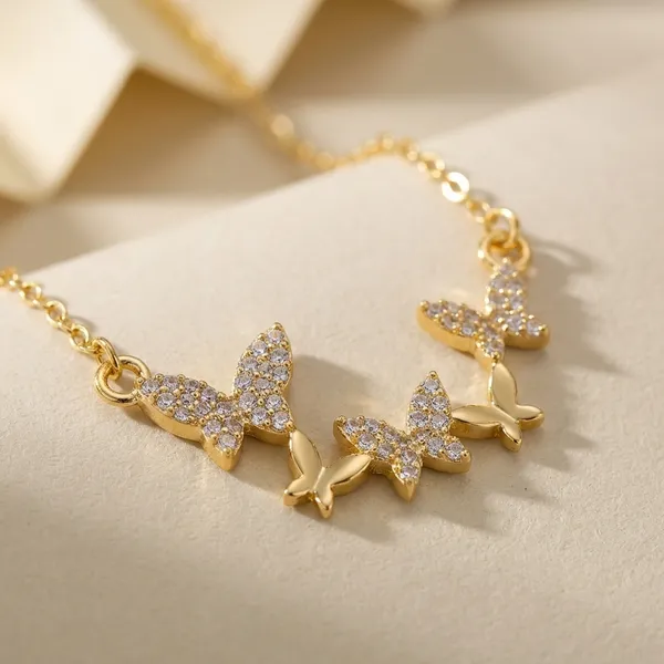 Designer_Pendant_Necklace_For_Women