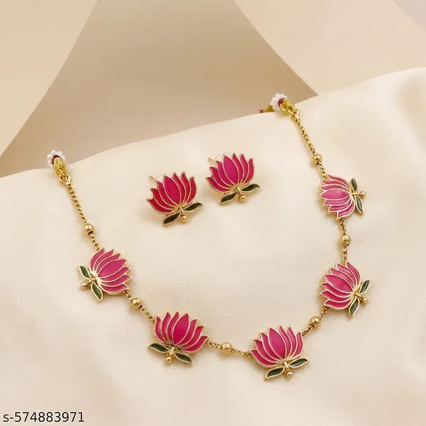 Womens_Fashion_Necklace_Set_With_Matching_Earrings