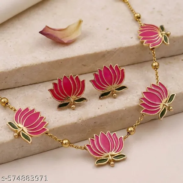 Womens_Fashion_Necklace_Set_With_Matching_Earrings