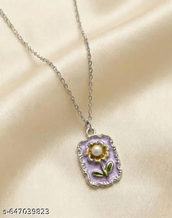 Designer_Pendant_Chain_For_Women_Trending_Pendant_Chain