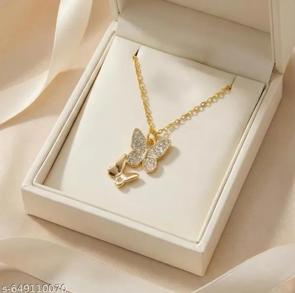 Designer_Pendant_Necklace_For_Women