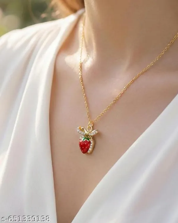 Designer_Pendant_Strawberry_Chain_For_Women