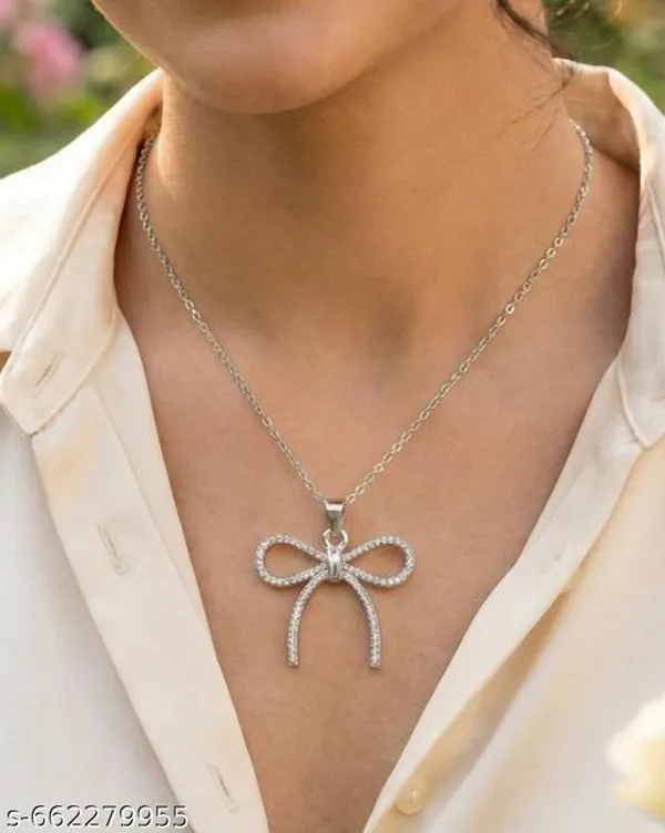 Designer_Pendant_Necklace_For_Women