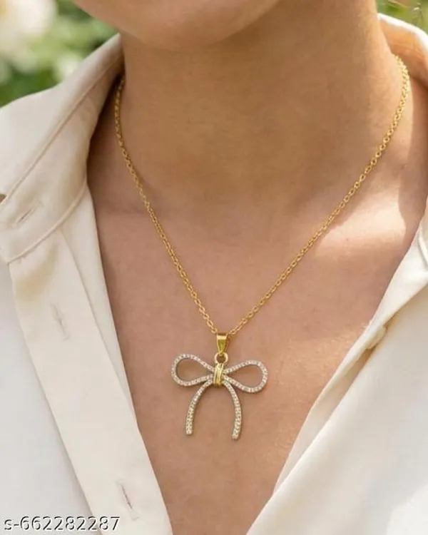 Designer_Pendant_Necklace_For_Women