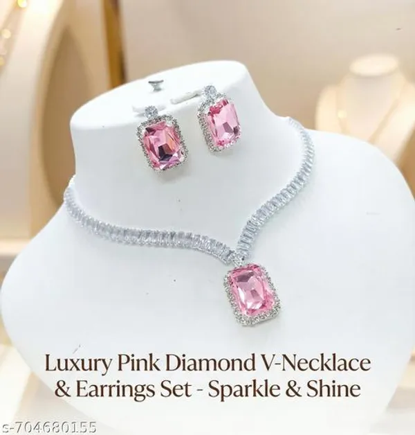 Womens_Fashion_Necklace_Set_With_Matching_Earrings