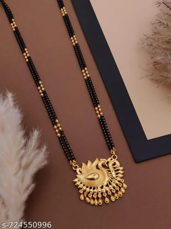 Traditional_Black_Bead_Mangalsutra_Necklace_For_Women