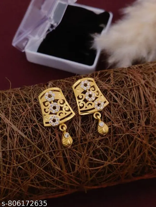 Trendy_Earrings_For_Women