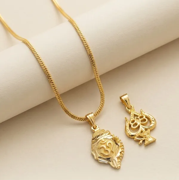 Designer_Pendant_Necklace_For_Women