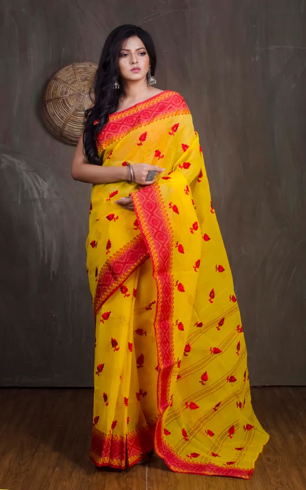 Bengal_Handloom_Cotton_Saree_With_Leaf_Motif_Embroidery_Work_In_Yellow_And_Red