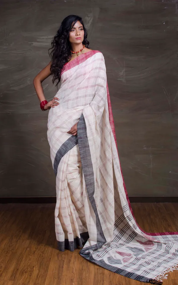 Soft_Cotton_Saree_With_Ganga_Jamuna_Border_In_Off_White_Red_And_Black