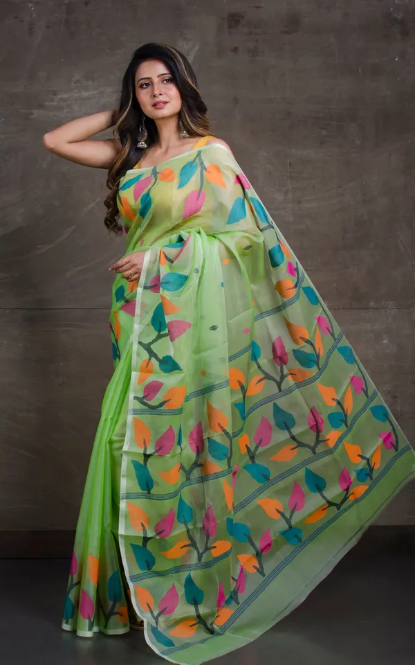 Hand_Woven_Leaf_Nakshi_Motif_Work_Muslin_Silk_Jamdani_Saree_In_Apple_Green_And_Multicolor