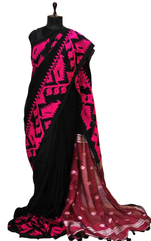 Woven_Karat_Work_Border_Linen_Jamdani_Saree_In_Black_And_Fuchsia